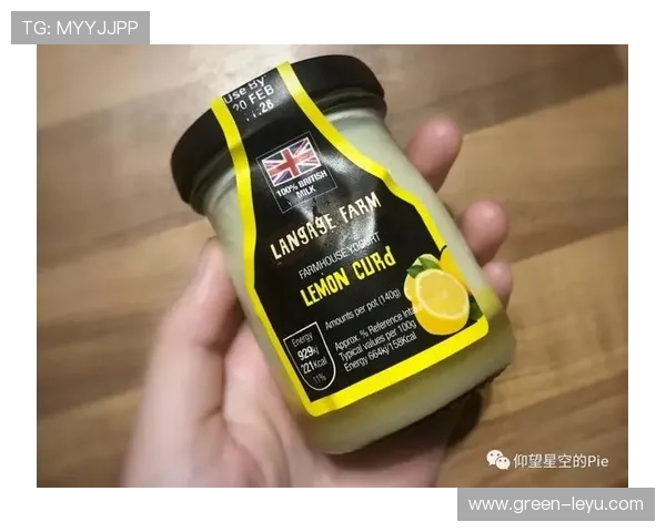 埃琳·安德森训练完直接拎爱马仕去超市买打折酸奶