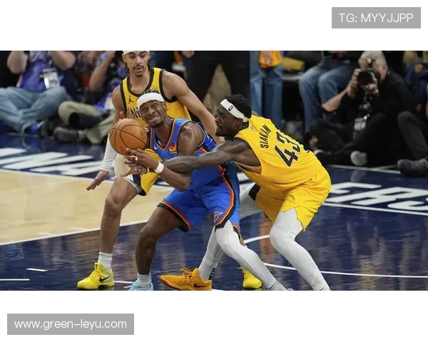 亚历山大无球跑动效率提升，主导雷霆进攻拉开空间