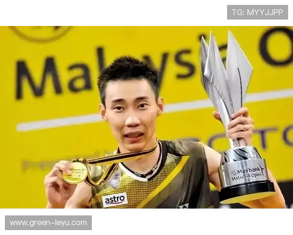 李宗伟退役后每天五点起床练空拍，老婆说家里羽毛球比碗还多