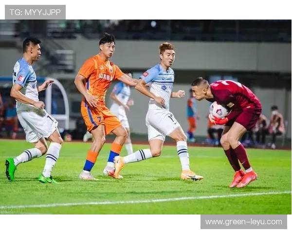 泰山危机！争冠底气何在，战术混乱与阵容老化终成致命短板